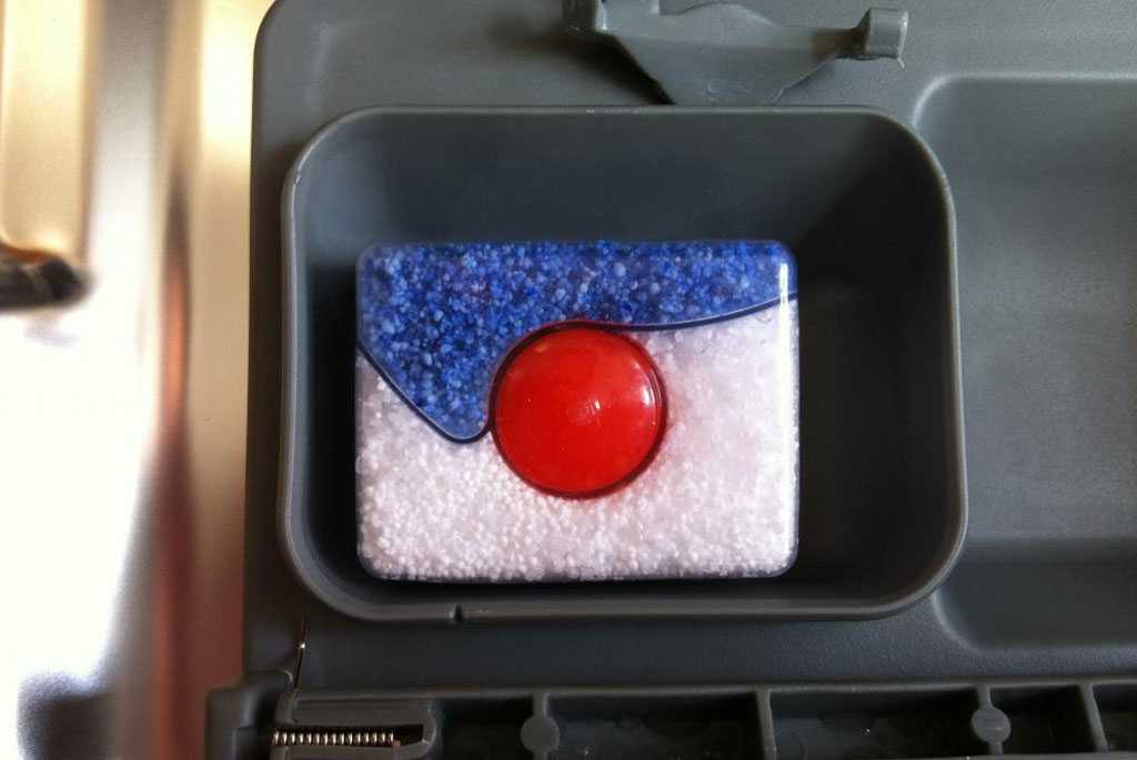 Не растворяется таблетка в посудомоечной машине  Renova